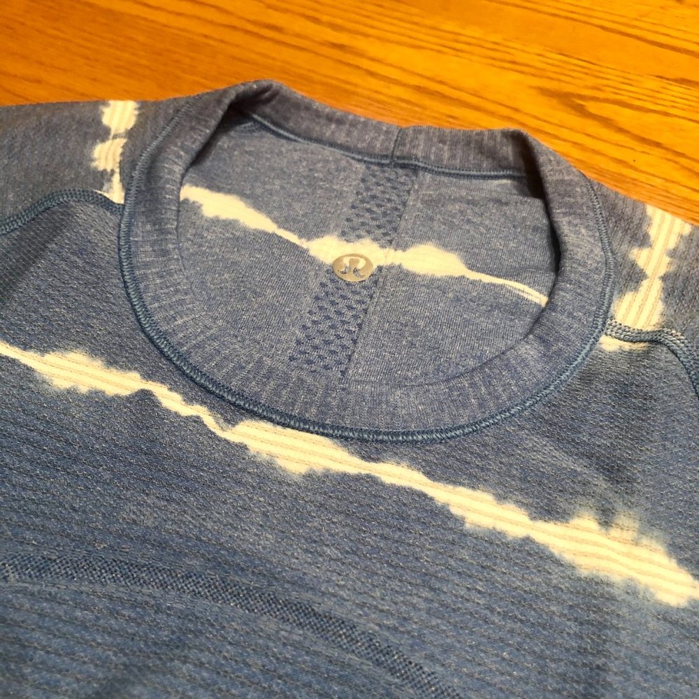 Lululemon Blue & White Shirt - Picture 3 of 3